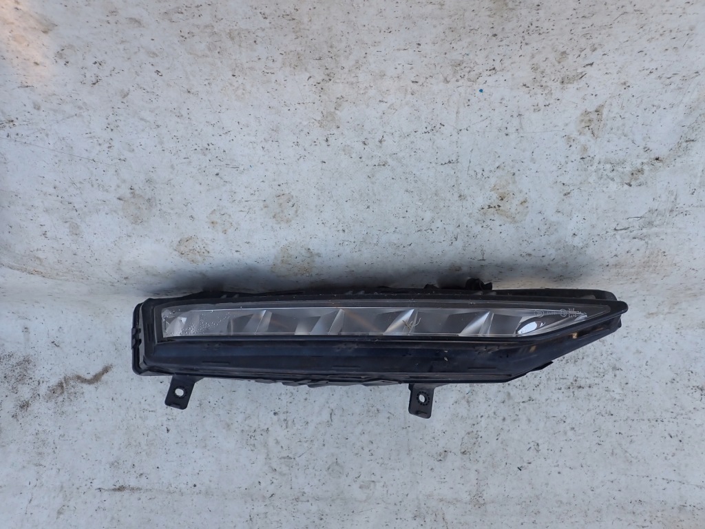 Купити Skoda superb 3 3v0 рестайлінг  19- led drl протитуманна фара лівий