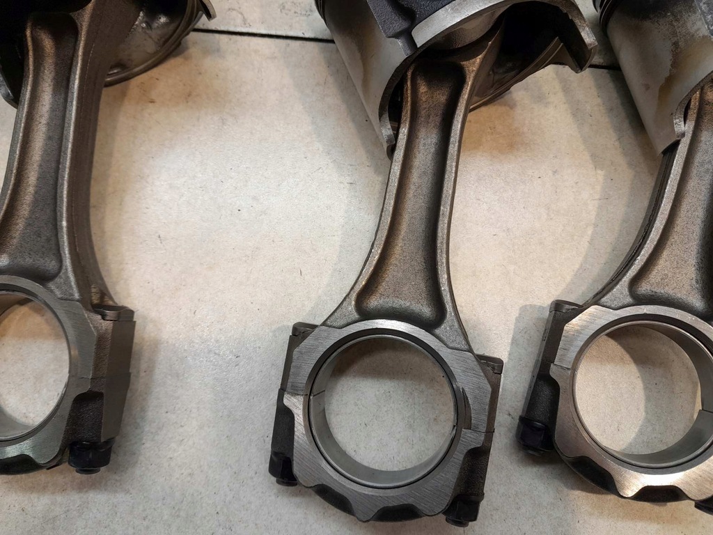 фото №14, Поршень з шатун mazda premacy 2.0 ditd