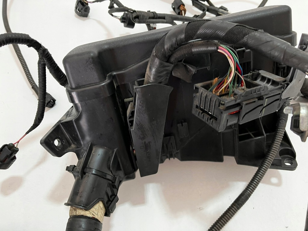 фото №11, Prius iii lift электропроводка отсек двигателя с корпус