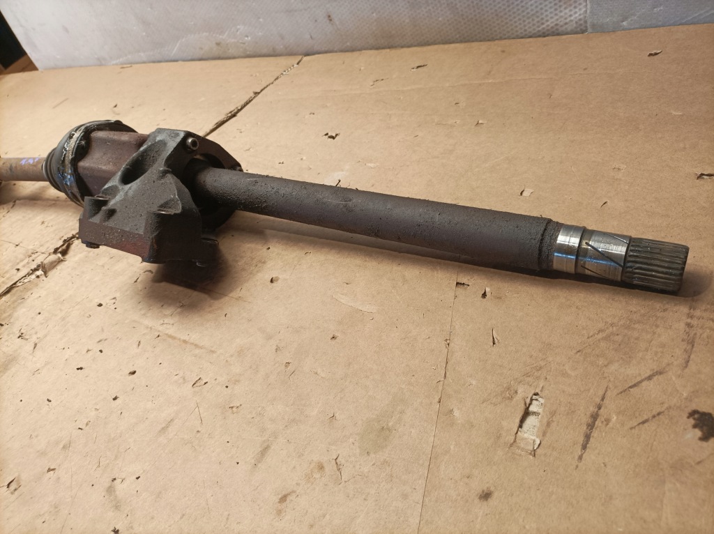 Приводной вал правая  перед 1.4 multiair jeep renegade Доставка