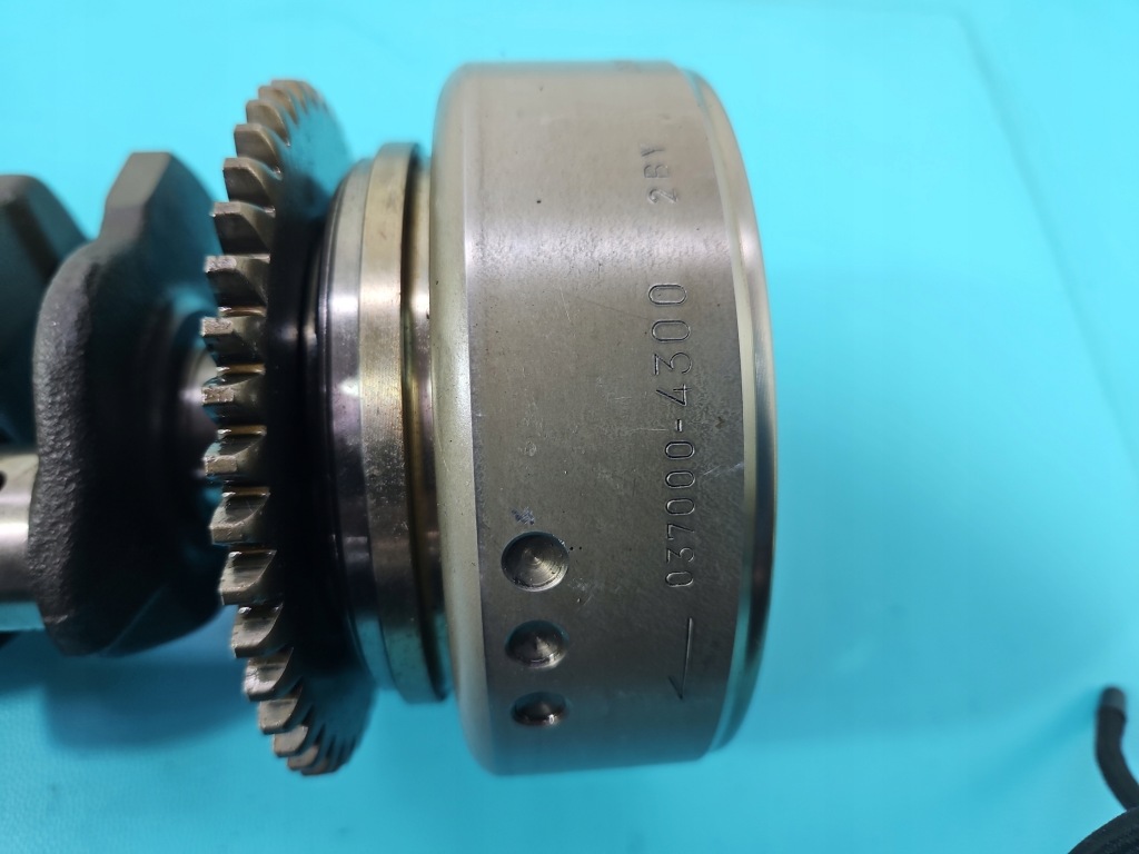 Wał колінчастий hornet cb600 98-03 600 95km pc34 Недорого