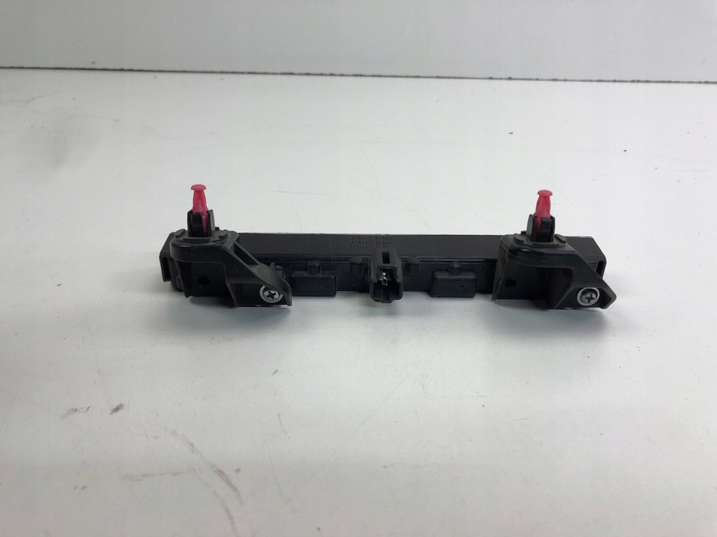 фото №4, Toyota auris ii третий свет стоп 12-584