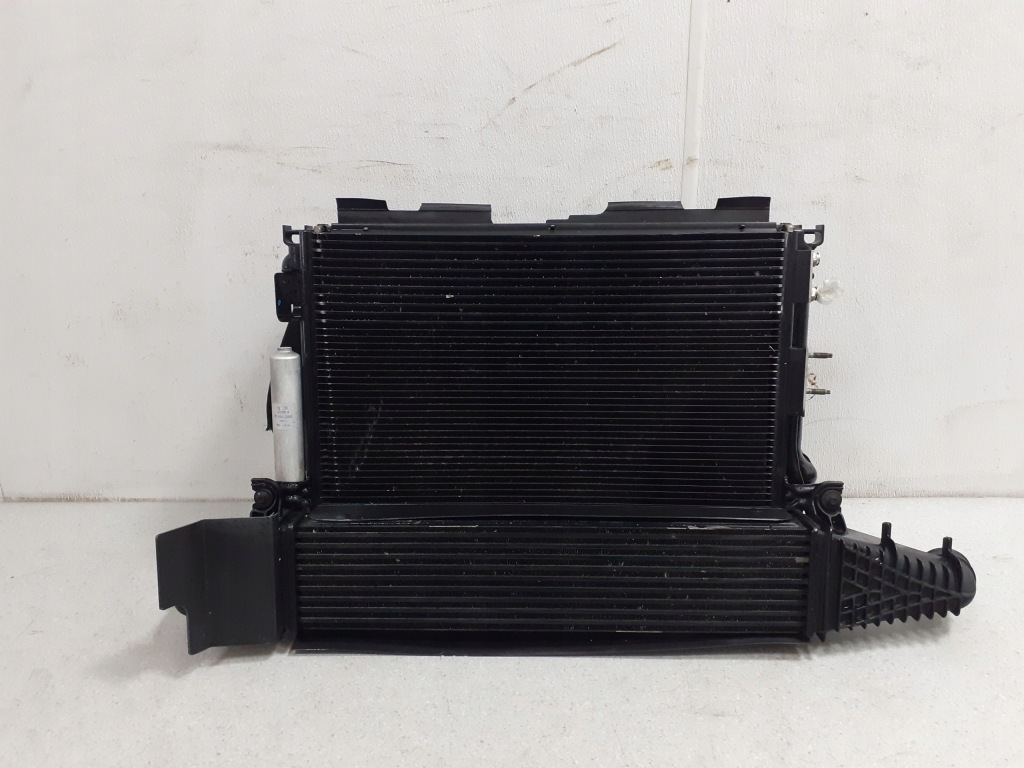 фото №1, Chrysler 300 lancia thema ii 11- 3.0 crd радіатор вентилятор комплект