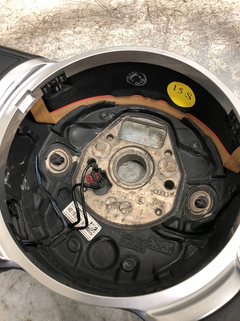 фото №9, Повітропровід шкіра мультифункція пелюстки перемикання підігрів audi a8 d3 4e0419091ce