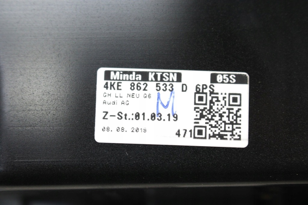 Купить Audi e-tron кронштейн чашка 4ke862533d 6ps чёрный soul 4ke971641 etron туннель