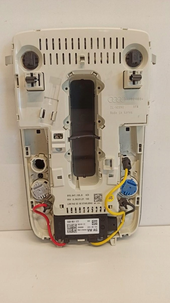 фото №5, Audi a3 8y лампа потолочный 8y0947135b