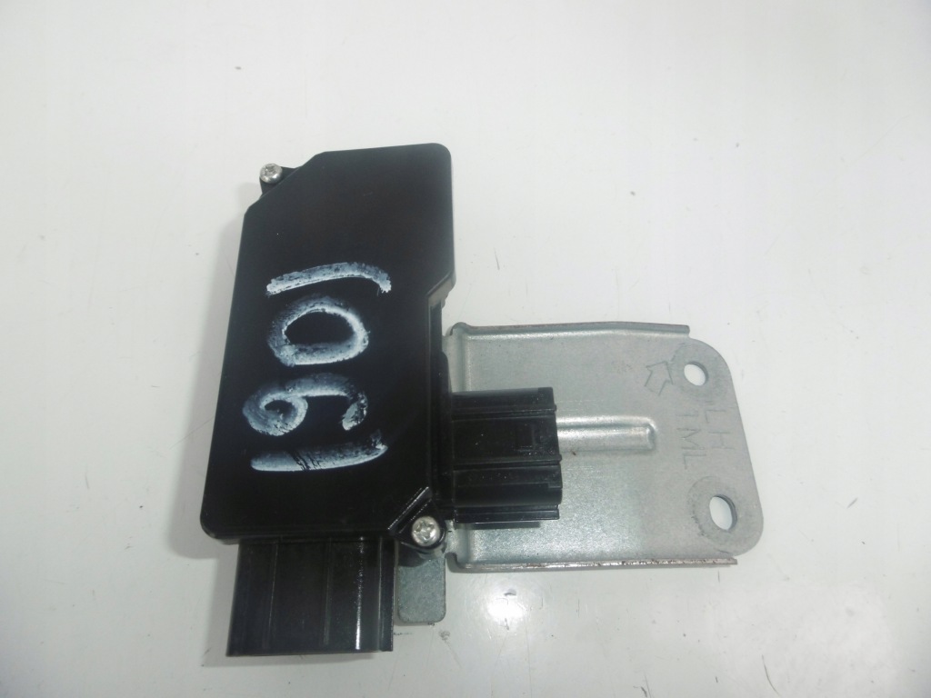 фото №1, Модуль блок управления дверь infiniti m m30 m35 m37 q70