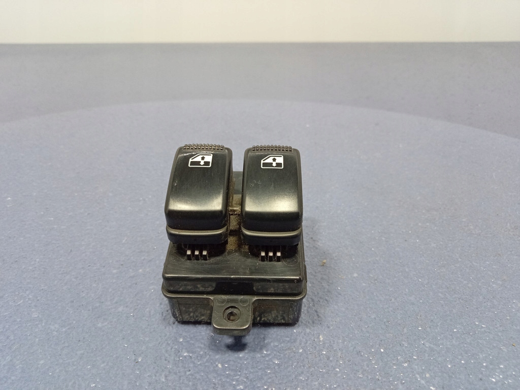 фото №5, Kia picanto i 04- переключатель панель окон левый перед 621w05240