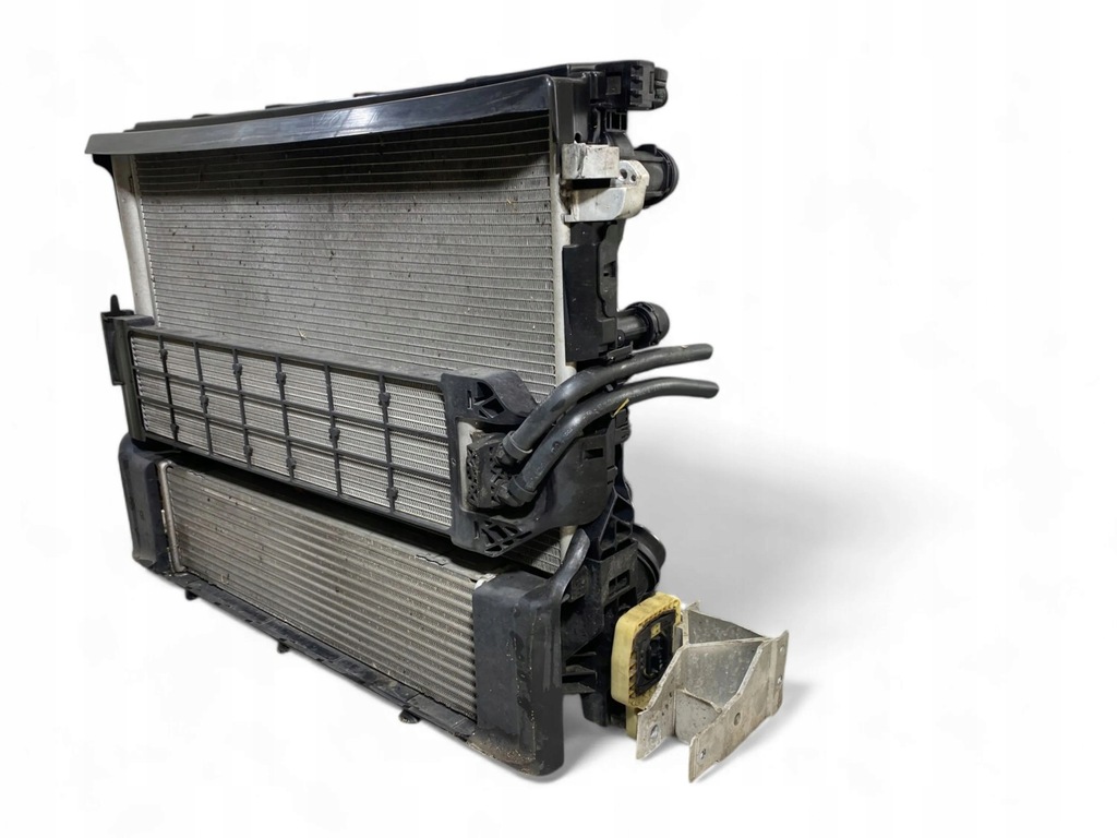 фото №9, Bmw 5 g30 g31 2020 радіатор / комплект