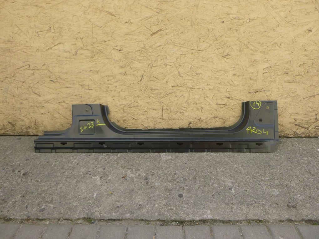 фото №1, Mercedes c klasa 204 порог правый