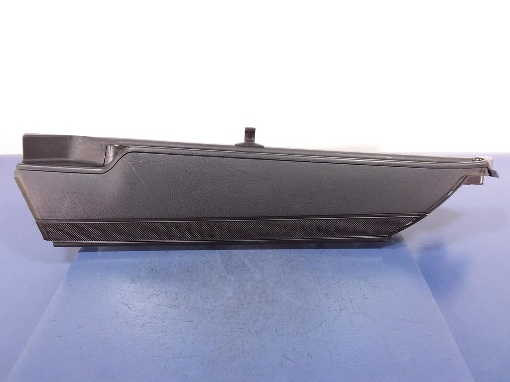 фото №1, Mercedes c w204 kombi напрямна шторка ліва