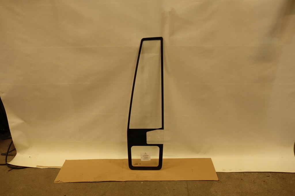 фото №1, Стекло боковая левая треугольник iveco strailis