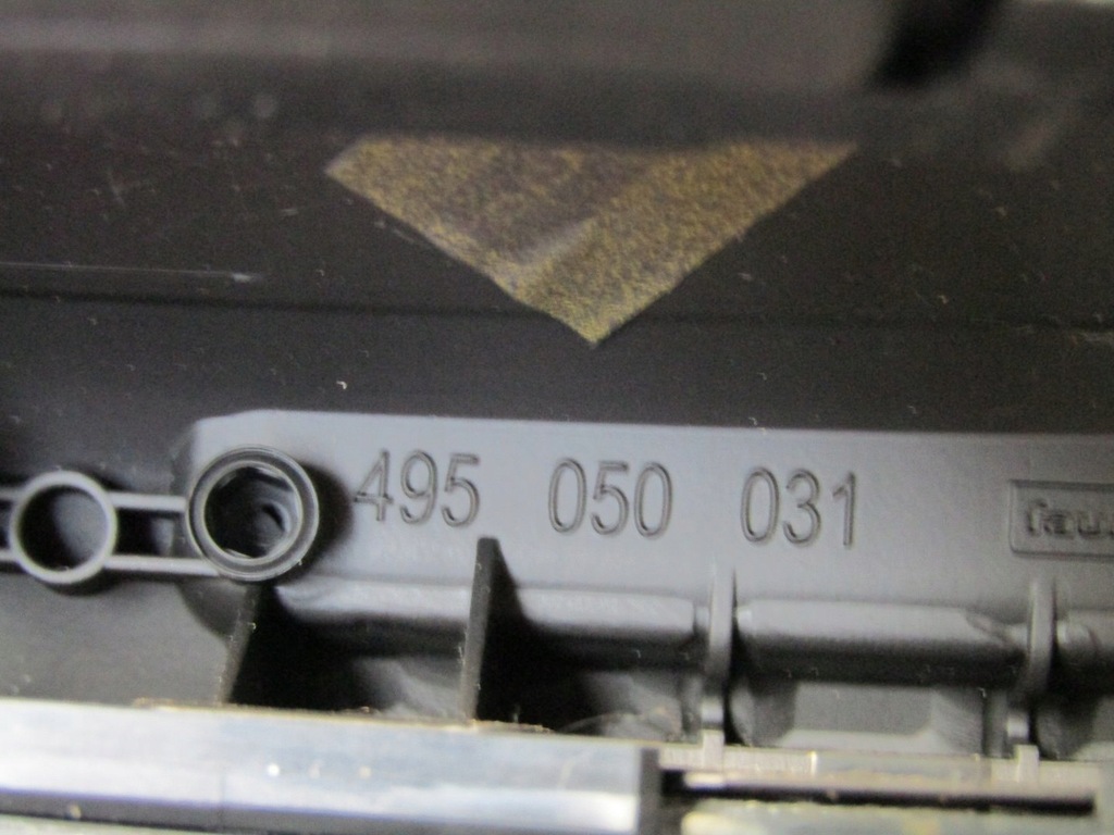 фото №8, Insignia 11r екран дисплей радіо рамка середня решітка 12844841g