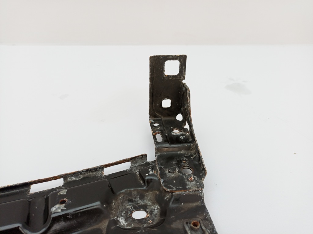 Bmw x5 f15 2013- pas передний верхний усилитель бампера перед Киев