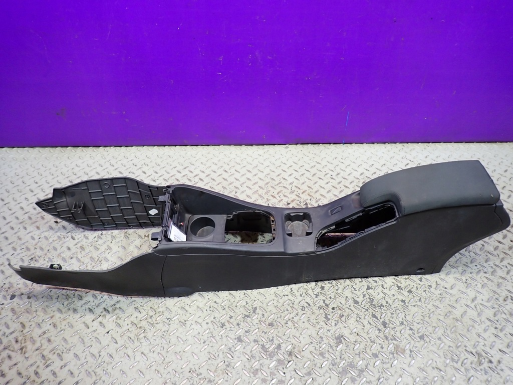 фото №1, Renault megane iii 3 08- підлокітник тунель середній