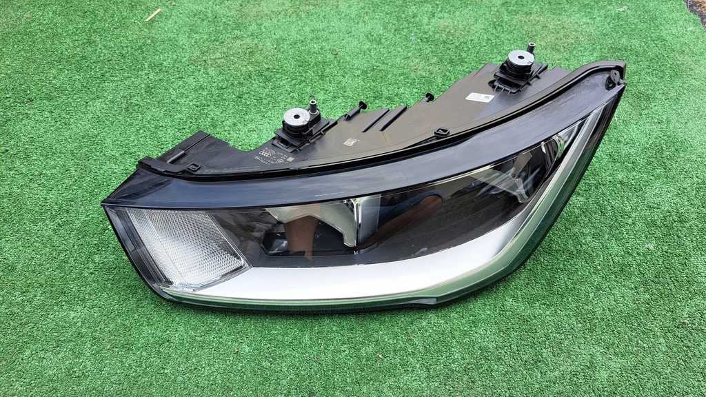 фото №1, Audi a1 8xa lift лампа передня звичайна