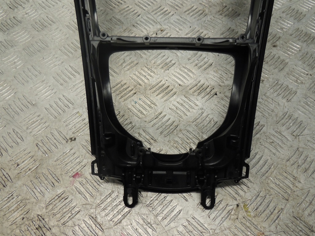 фото №5, Mercedes w205 туннель средний a2056805107