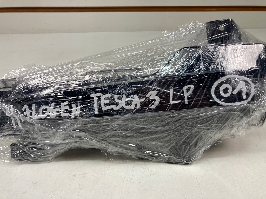 фото №10, Протитуманна фара лівий передній led drl tesla model 3
