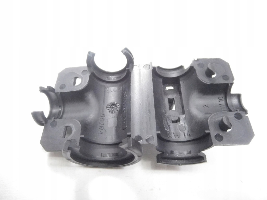 Штекер шланг аккумулятор ford fiesta 1995-2002 оригинальный номер 1031850 Недорого