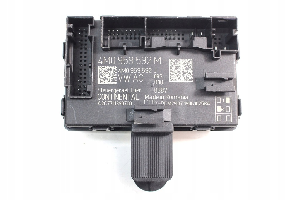 фото №7, Audi q7 q8 e-tron блок керування модуль двері 4m0959592m 4m0959593m 4m0959595m et