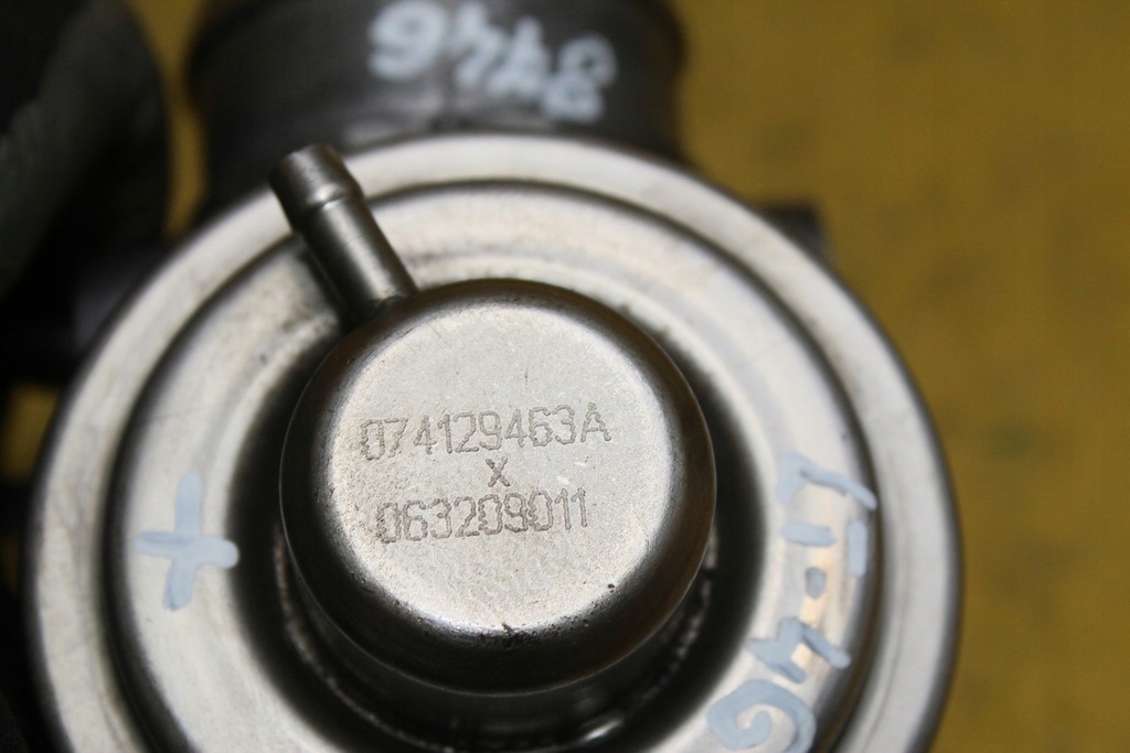 фото №8, Клапан egr lt 46 35 2.5 tdi 074129637b