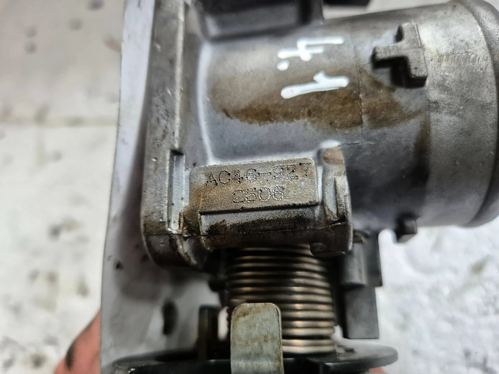 фото №8, Дроссельная заслонка ac46-927 suzuki ignis i 1.3 83 km 00-