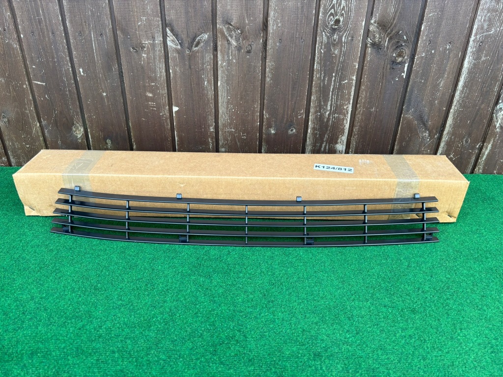 Купить Maserati quattroporte 96-00 rok nowa оригинальная решётка бампера k124/812