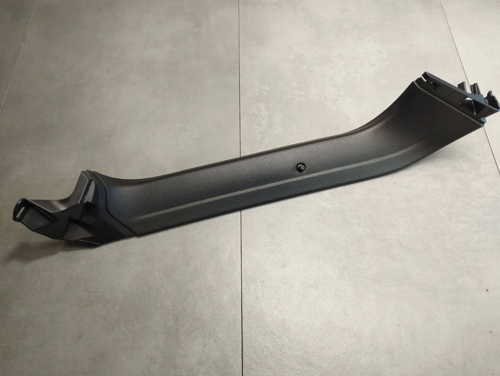 фото №1, Audi q3 f3 83a защита крышки задняя 83a867607