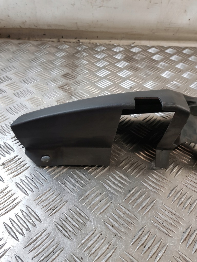 фото №11, Молдинг защита уголок лампы правый задняя 735388401 fiat doblo i lift