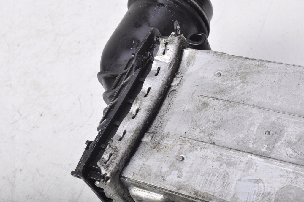 фото №8, Audi a3 8v 1.5 b радиатор интеркулер 04e145785