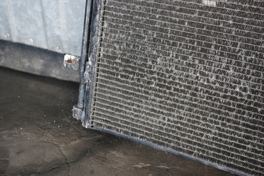 фото №12, Радіатор кондиціонера a4 b7 2.0 tdi 8e0260401q