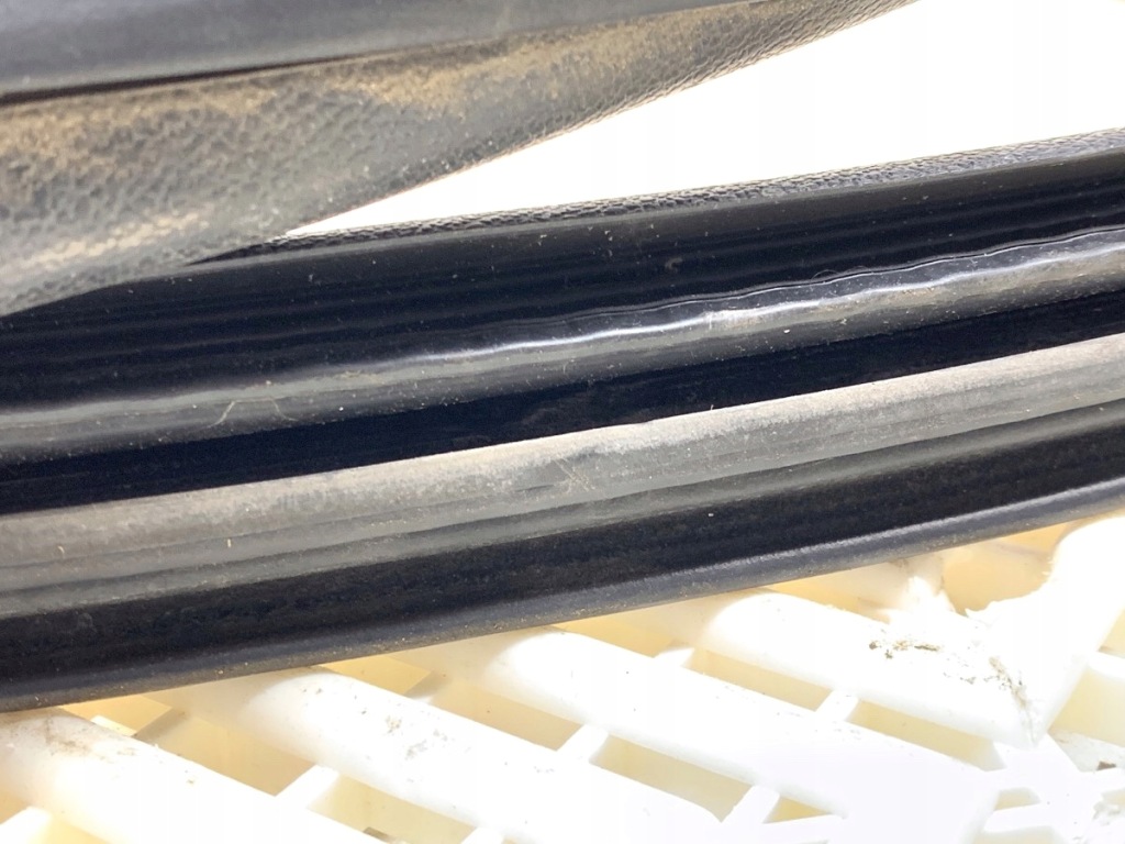 фото №2, Прокладка дверь перед левая toyota proace van minibus