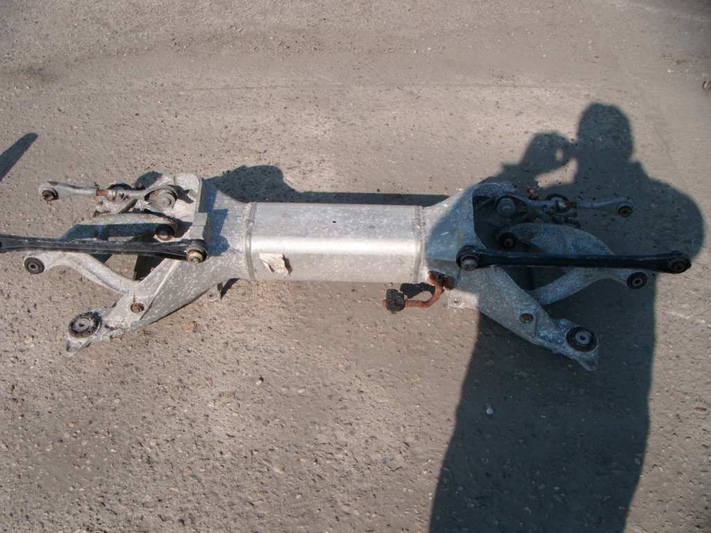 фото №6, Peugeot 407 sw 2.0 hdi підрамник підвіска балка задня