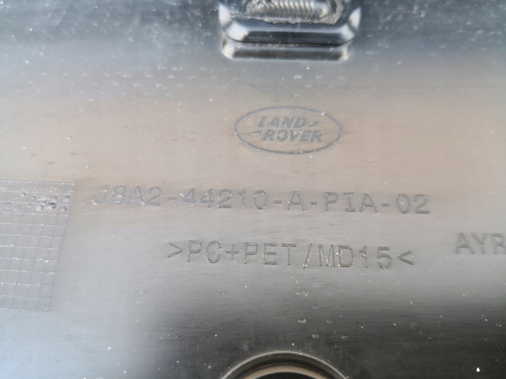 фото №15, Velar l560 спойлер крышки багажника свет стоп