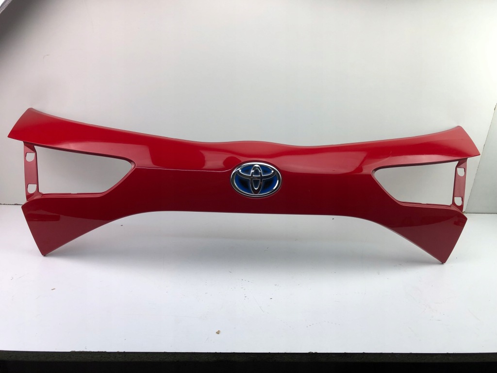 фото №1, Toyota yaris iii накладка крышки задний 76801-0db20