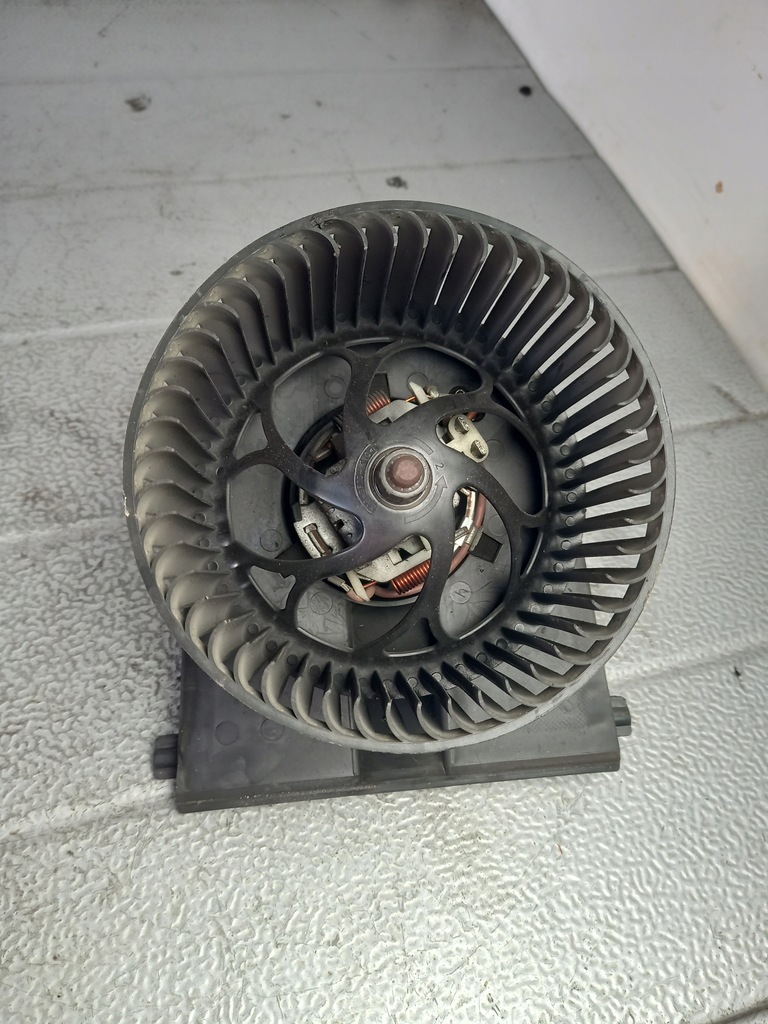 фото №1, Вентилятор отопителя vw polo iii