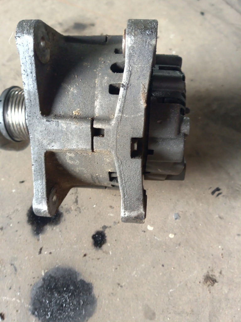 фото №4, Генератор renault scenic trafic генератор 2542664d 8200100907 1.9 dci