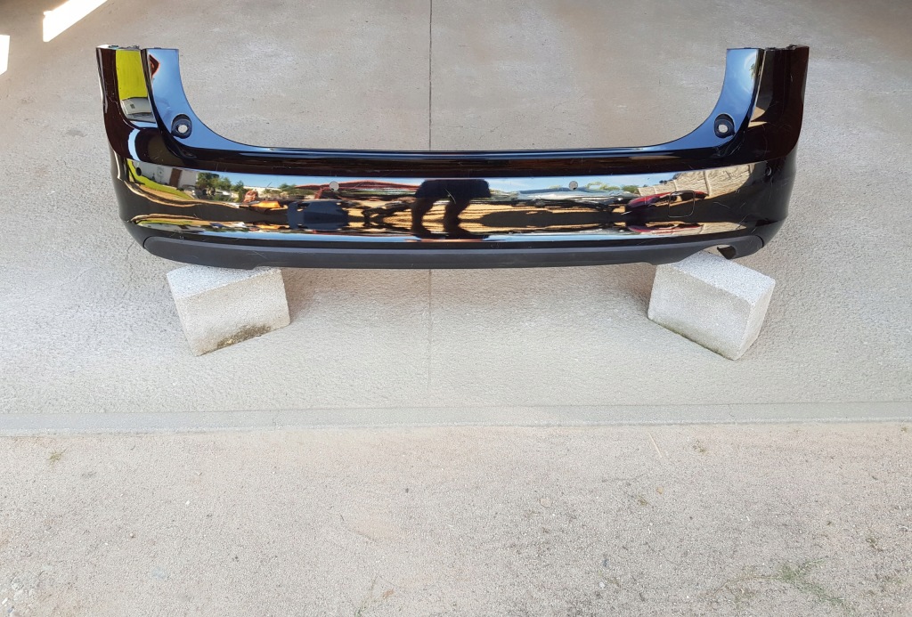 фото №1, Бампер задня volvo v90 ii kombi 1 вихлоп 15- pdc