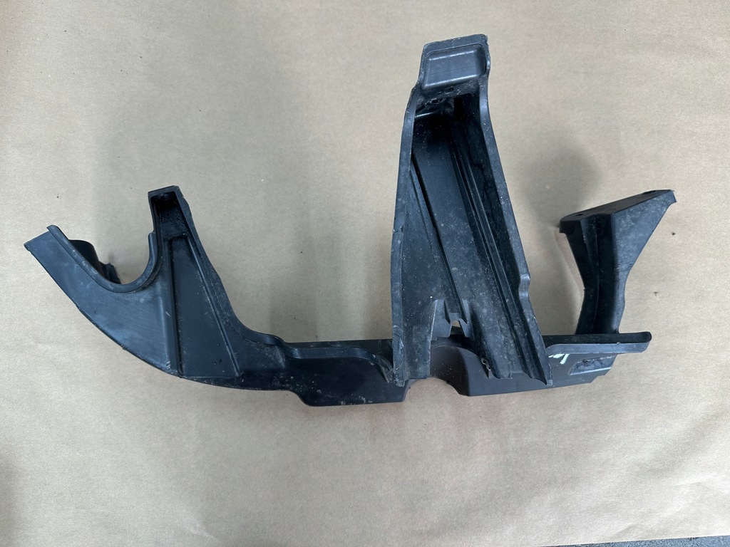 фото №1, Левый направляющая pod фара перед bmw x3 e83