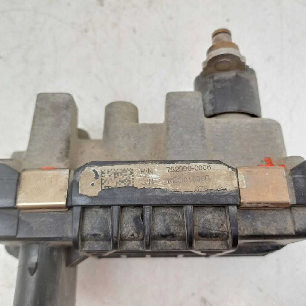 фото №9, 2008 mercedes-benz c w204 регулятор турбіни 730314