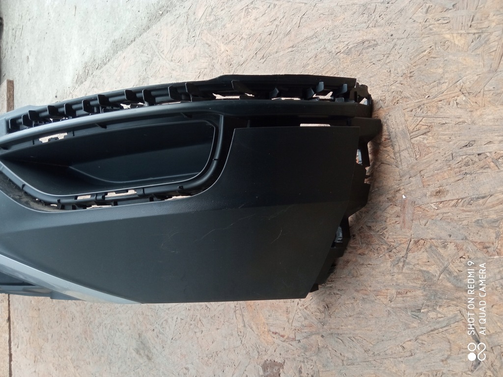 фото №2, Vw t-roc накладка бампера задняя 2ga807521n