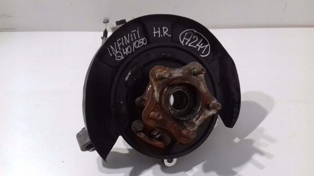 фото №1, Infiniti q40 q50 поворотный кулак ступица правая задняя 4x4