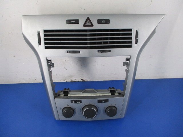 фото №1, Opel astra h gtc панель решётки обдув кондиционер