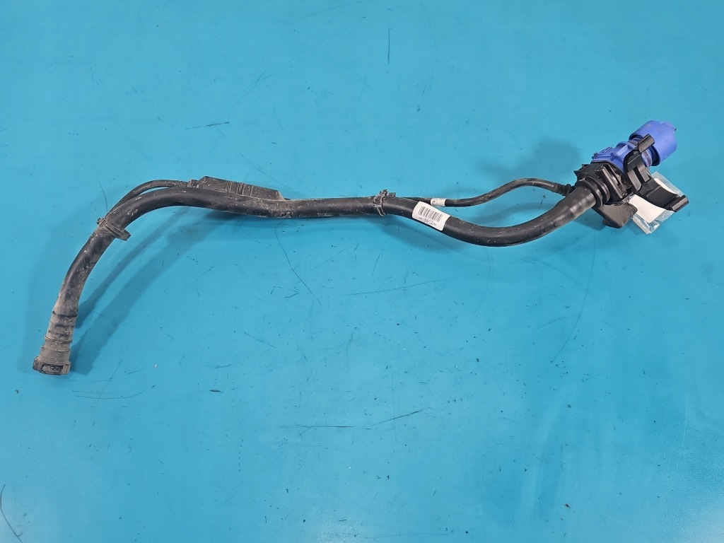 Купить Труба заливная горловина топлива peugeot 3008 2