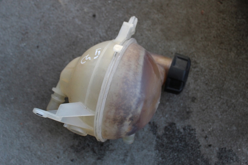 фото №1, Citroen c4 ii 1.6 e-hdi бак розширювальний