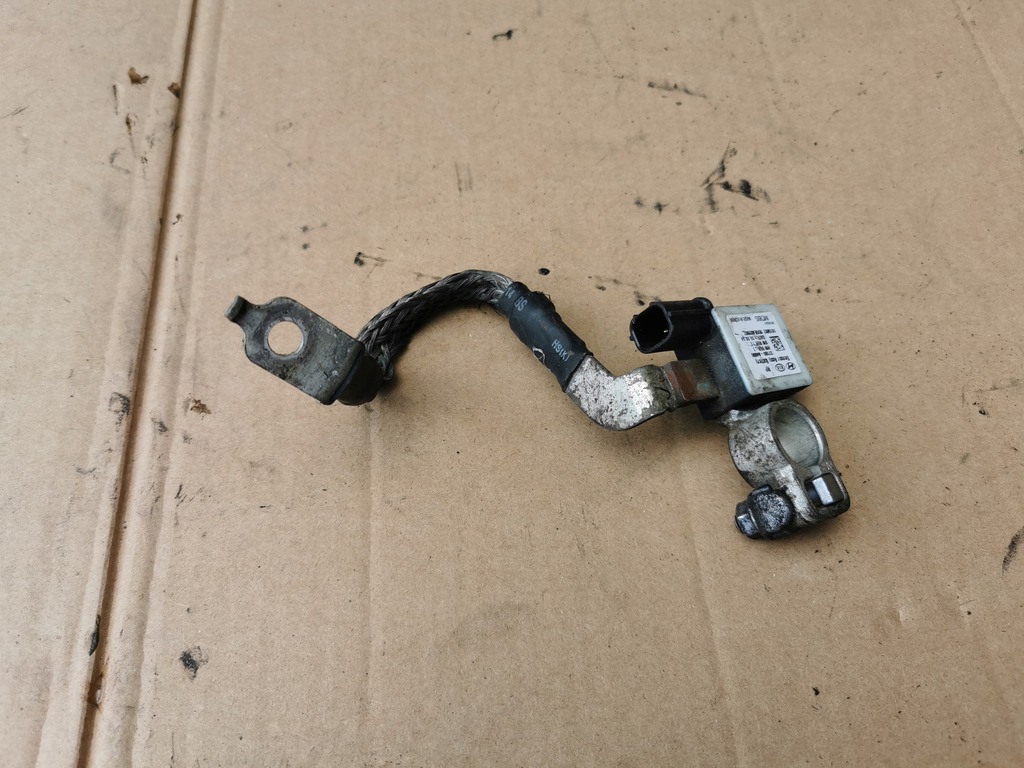 фото №1, Kia carens iv клемма