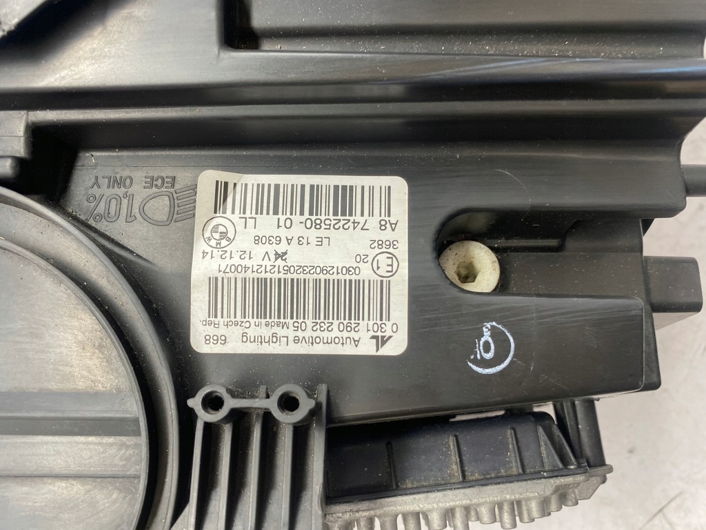 фото №10, Bmw 2 f45 f46 лампа led правая 7422580