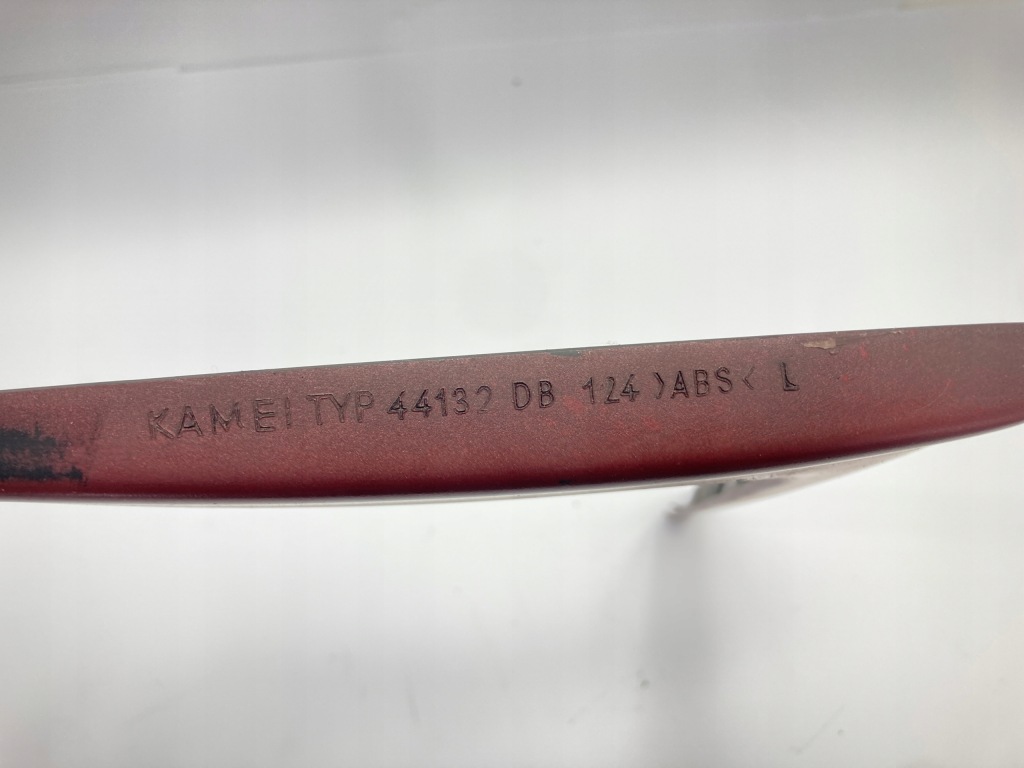 Накладки накладки фари лампа ліва права kamei typ 44132 mercedes w124 в Україні