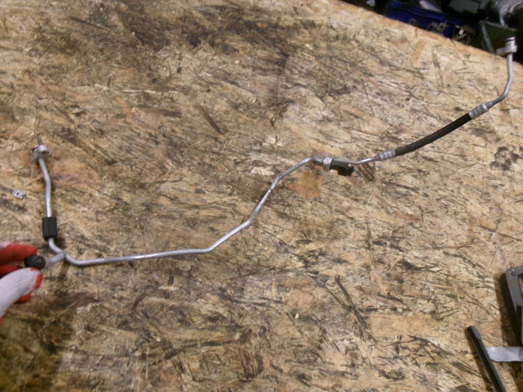 фото №1, Mercedes gla x156 шланг трубка кондиционера 2.2. cdi