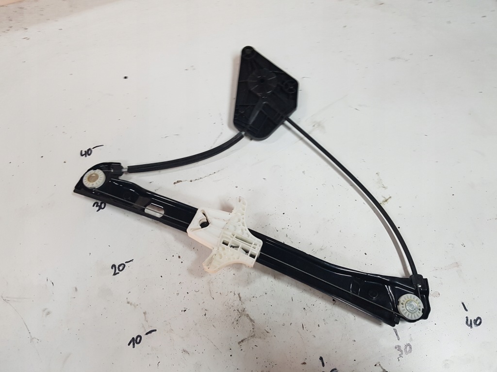 фото №2, Skoda rapid 12-17r подъемник правый задняя spaceback